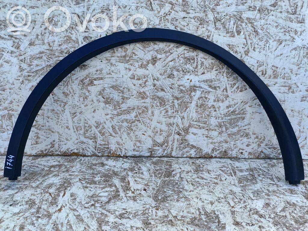 Tesla Model Y Listwa błotnika tylnego 