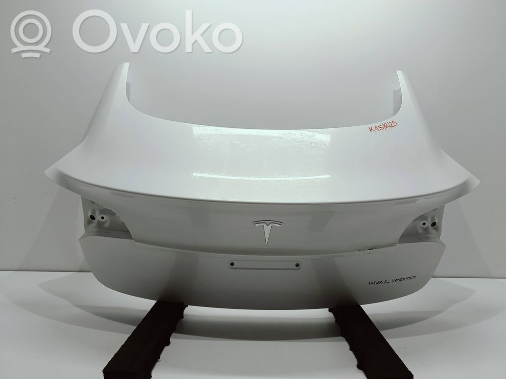 Tesla Model 3 Tailgate/trunk/boot lid 