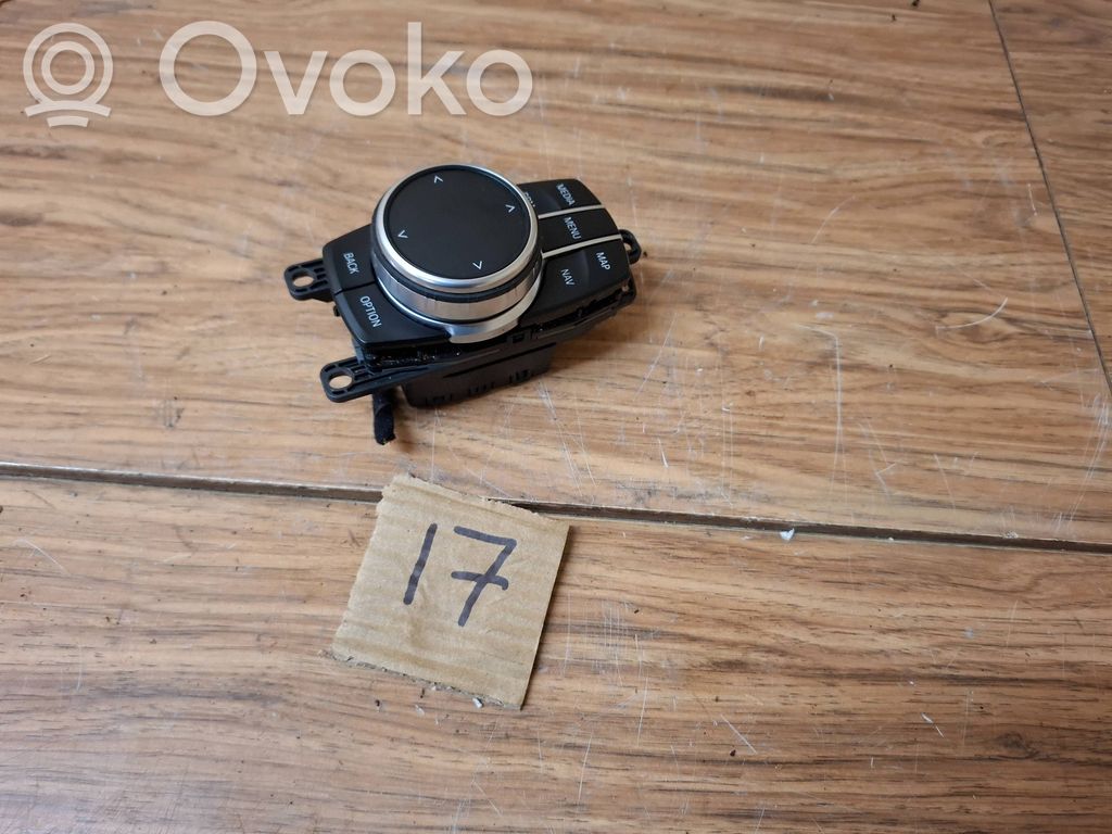 BMW 5 G30 G31 G38 Multimediju kontrolieris 