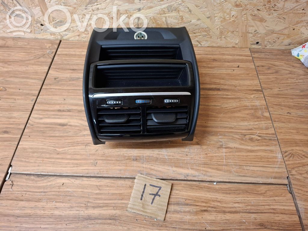 BMW 5 G30 G31 G38 Kratka nawiewu tylna tunelu środkowego 