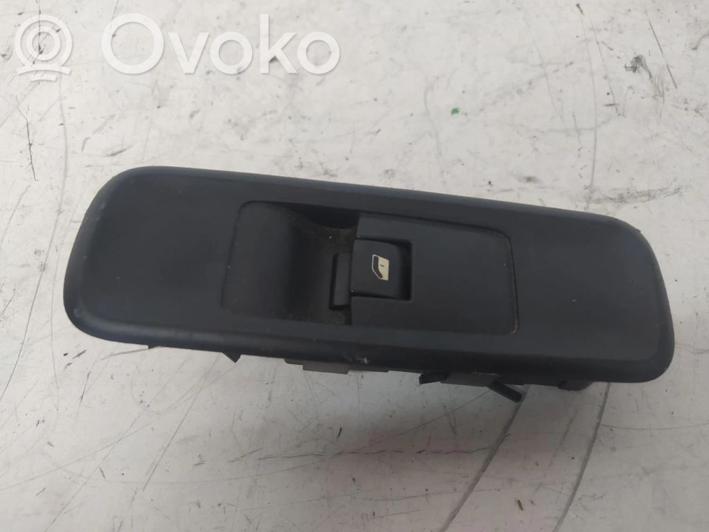 Interruptor del elevalunas eléctrico   14893750XT