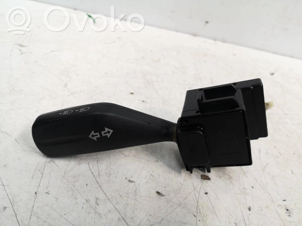 Interruptor de luz   4M5T13335AC