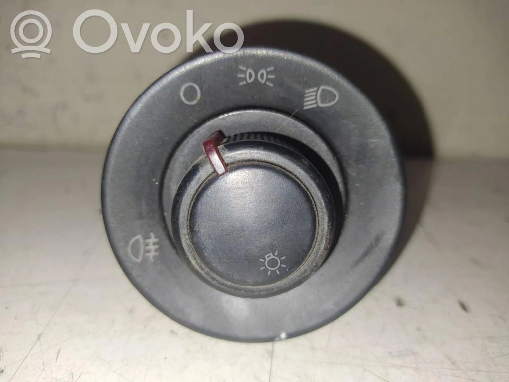 Seat Arosa Interruptor de luz 