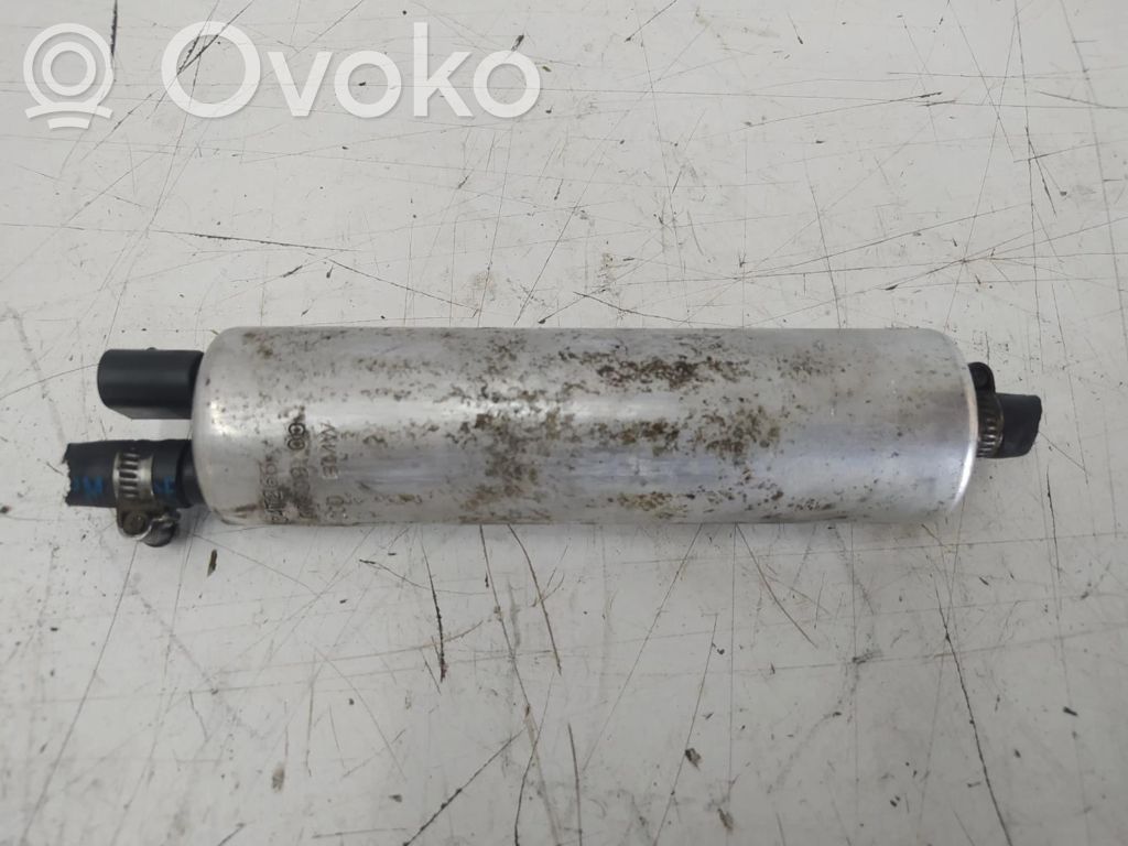 BMW 3 E46 Polttoainesäiliön pumppu 