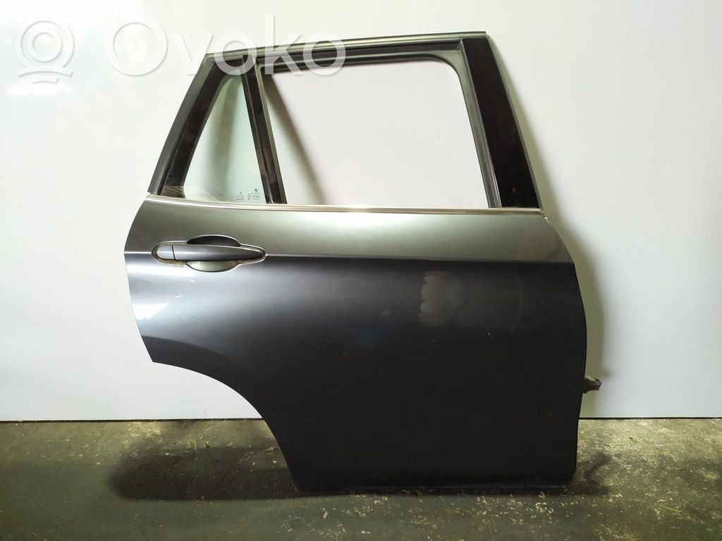 Rear door