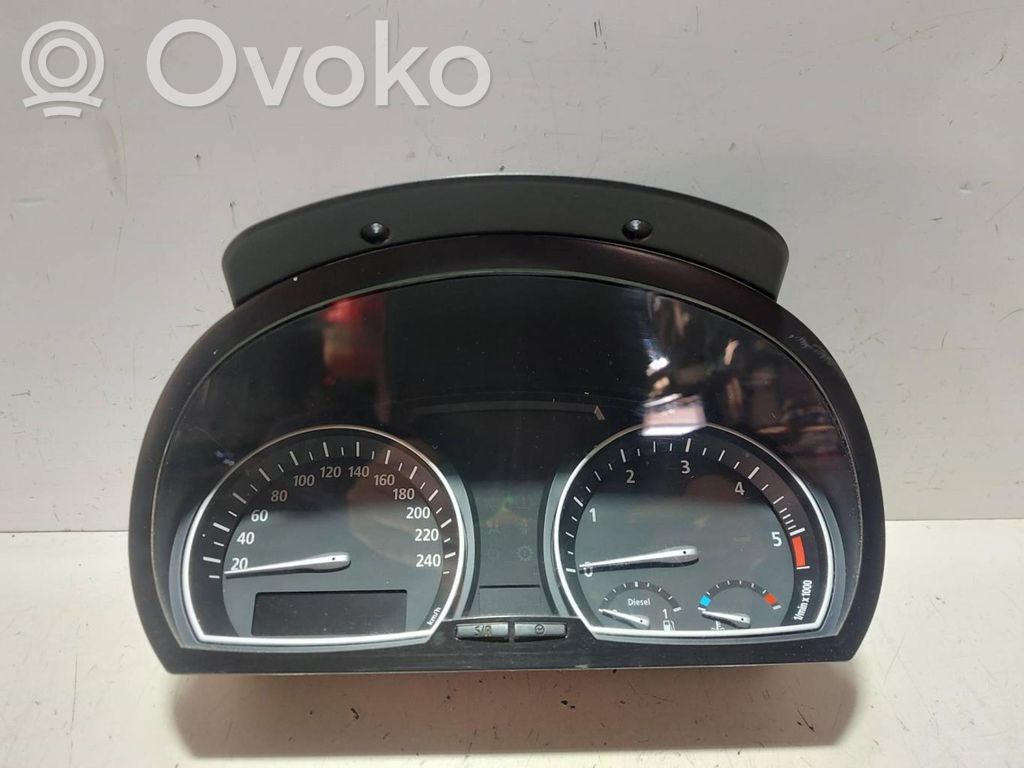 Speedometer (instrument cluster)   102463021