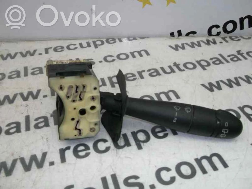 Interruptor del limpiaparabrisas   7701045666
