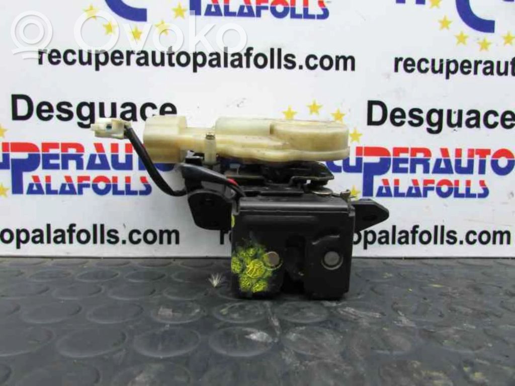 Mazda 323 F Tailgate/trunk/boot lock/catch/latch 