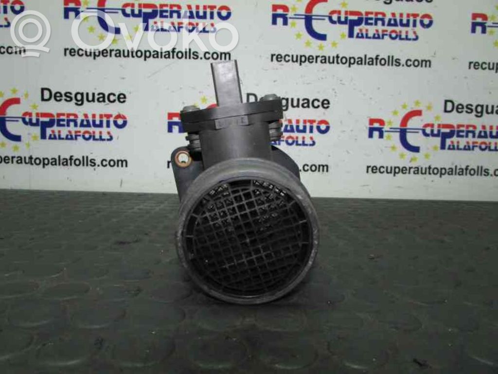 Volkswagen Golf V Mass air flow meter 