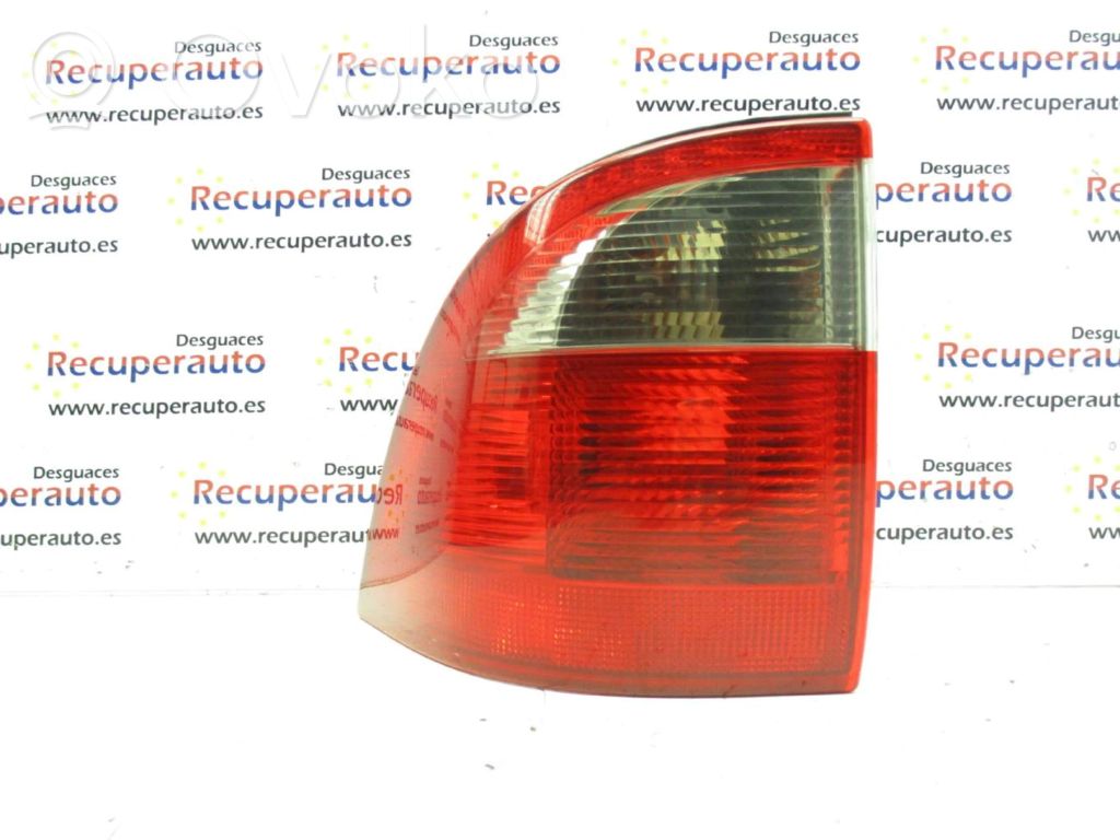 Rear/tail lights