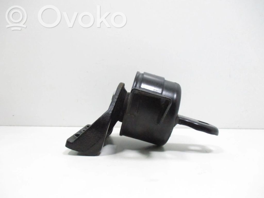 Engine mounting bracket