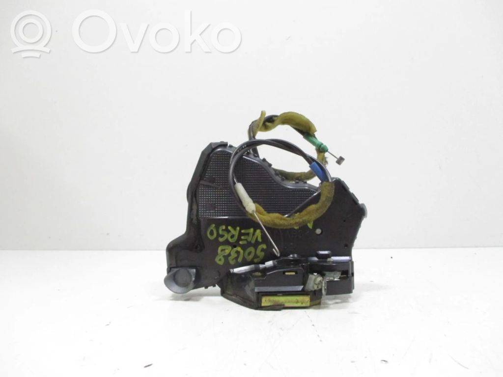 Etuoven lukko