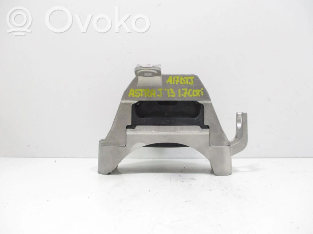 Engine mounting bracket   13444857