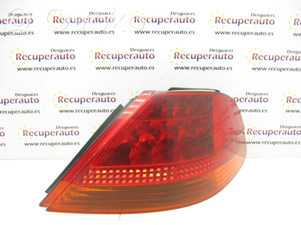 Luz trasera/de freno   63217164734