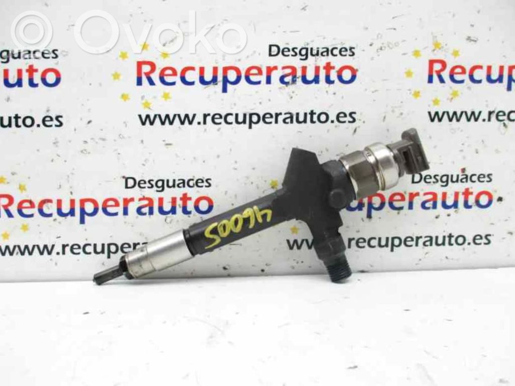 Fuel injector   A0000000
