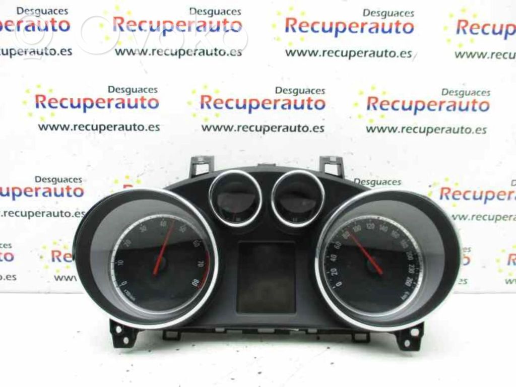 Opel Mokka Speedometer (instrument cluster) 