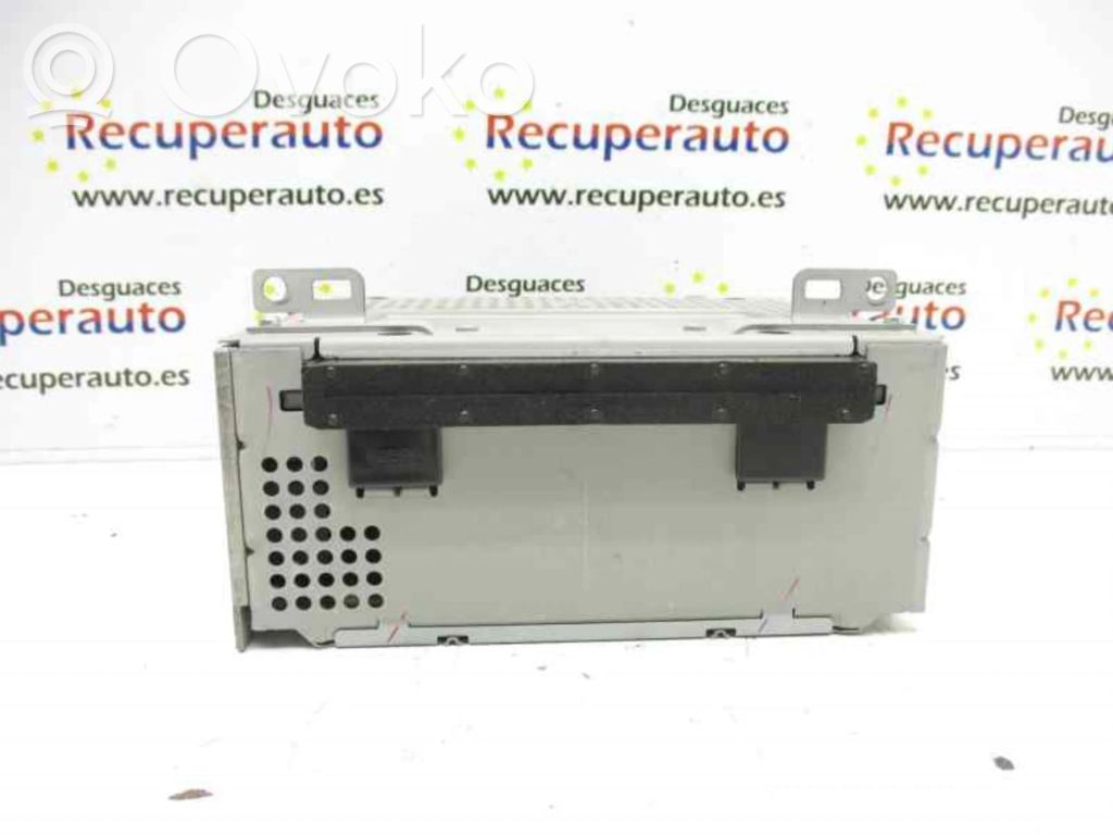 Ford Focus Radio / CD-Player / DVD-Player / Navigation 