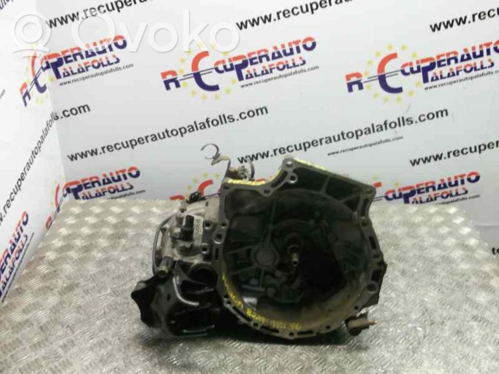 Mazda 323 Mechaninė 5 pavarų dėžė 