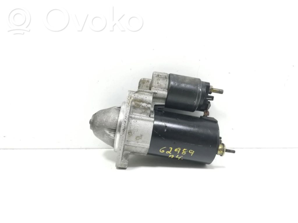 Motor de arranque   058911023B