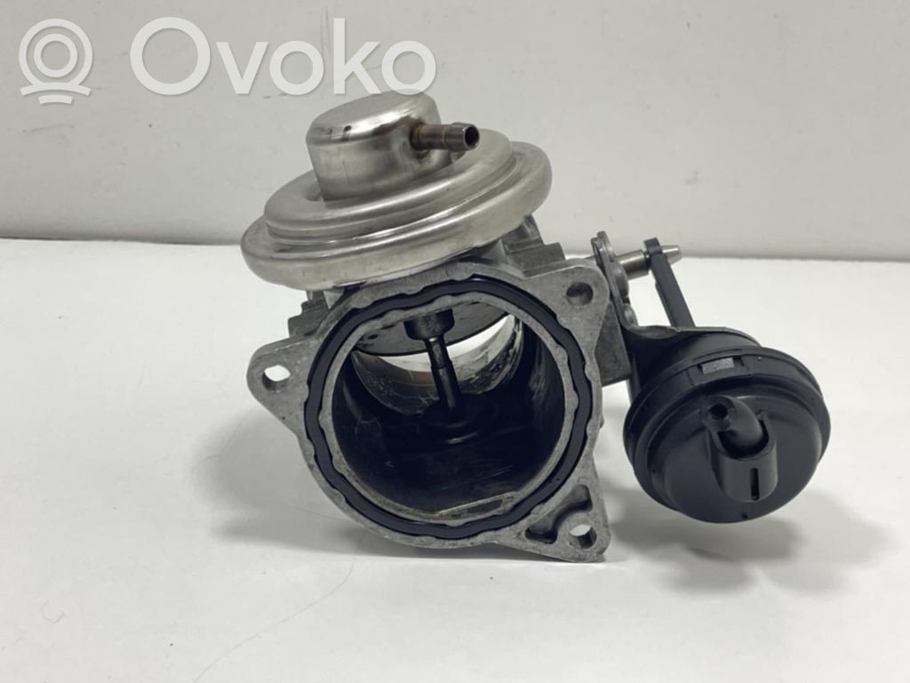Válvula EGR   03G131501M