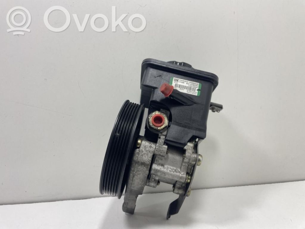 Ohjaustehostimen pumppu   LH2110936