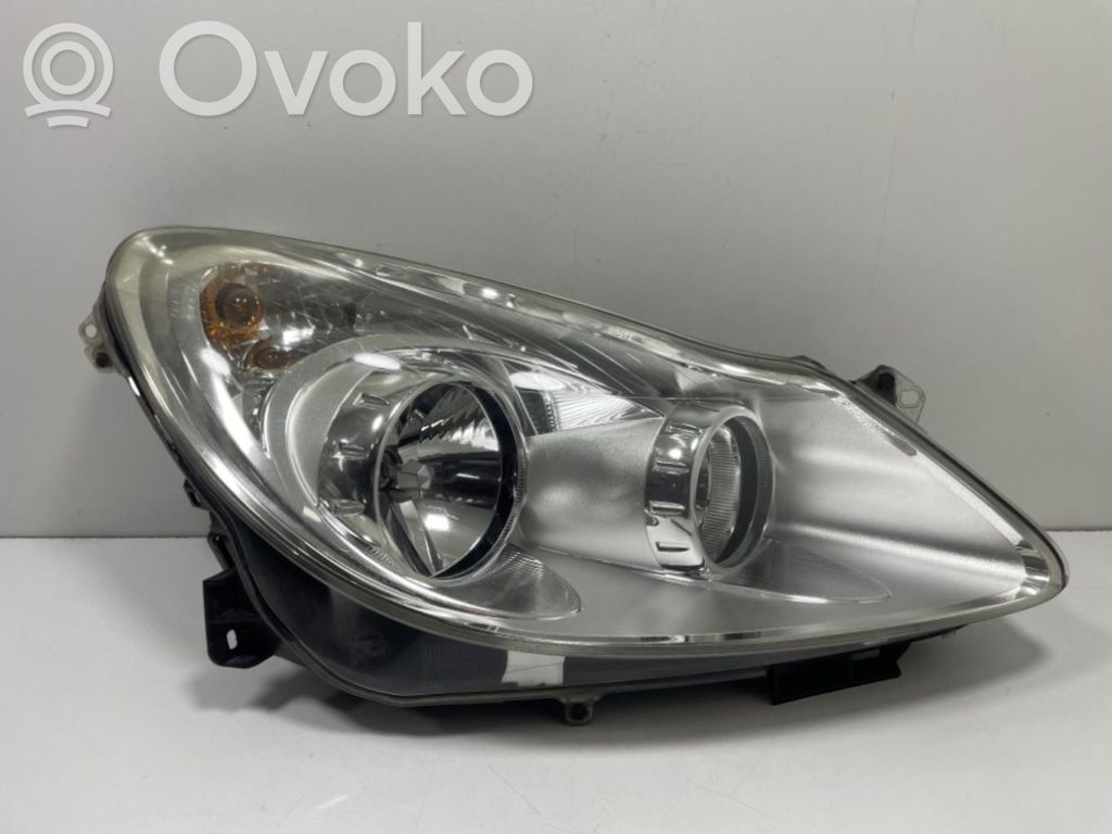 Opel Corsa D Faro/fanale 