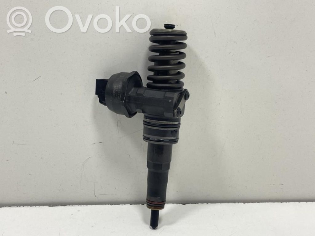 Injector combustibil   038130073BQ