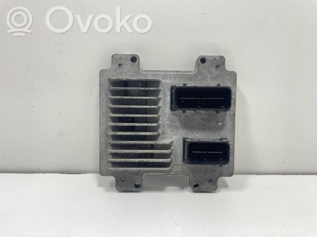 Unidad de control/módulo ECU del motor   55577841