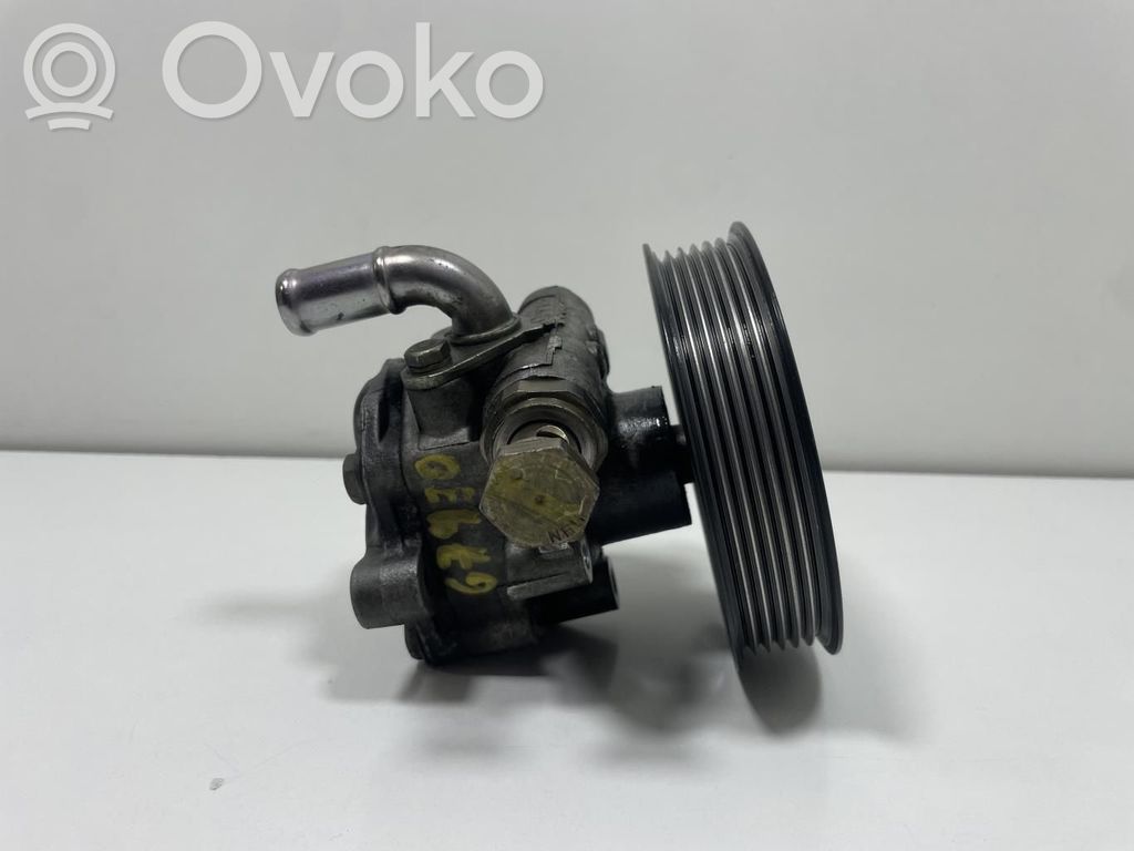 Volkswagen Golf V Pompă servodirecție 
