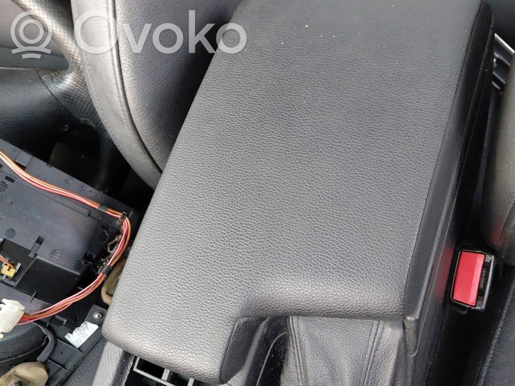 BMW 3 E90 E91 Elkoņa balsts 
