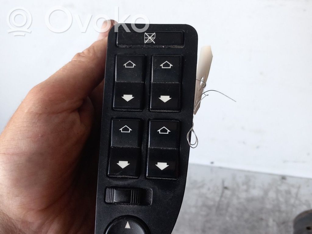 BMW 5 E39 Electric window control switch 