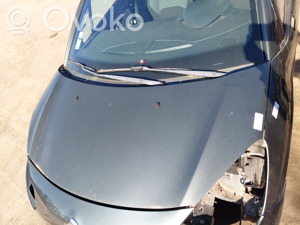 Citroen C3 Konepelti 