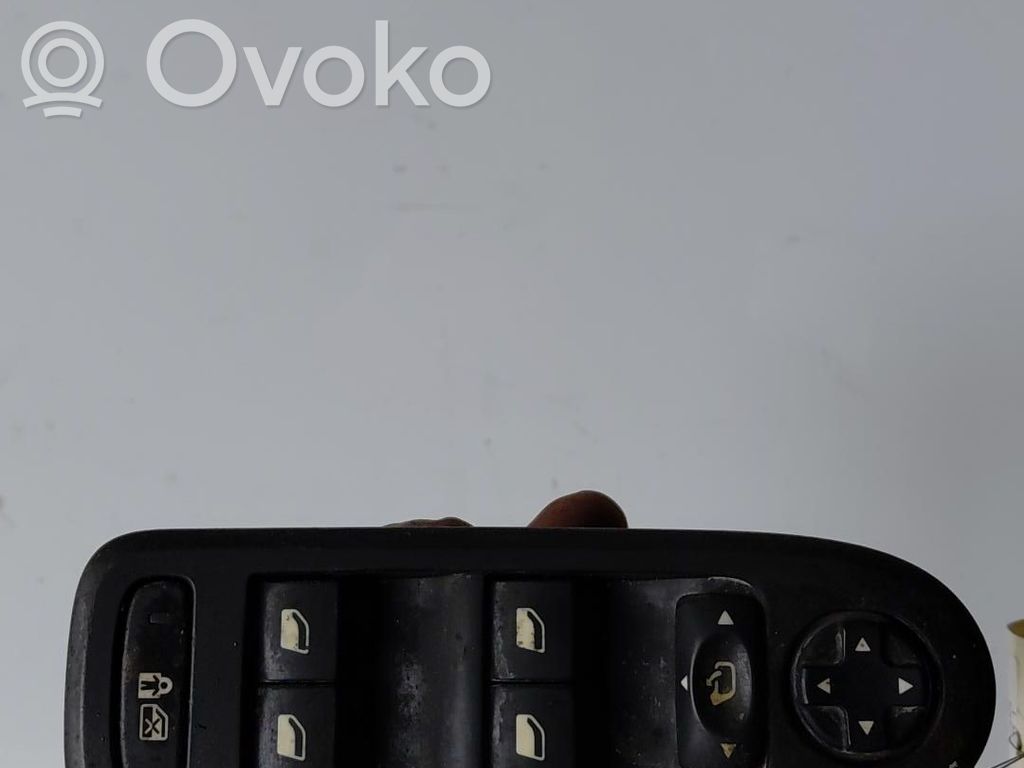 Citroen C5 Electric window control switch 