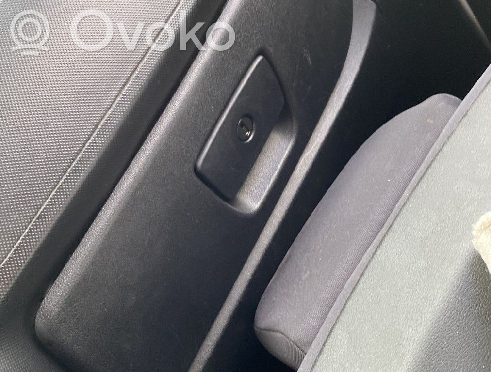 Citroen Nemo Daiktadėžės (bordačioko) komplektas 