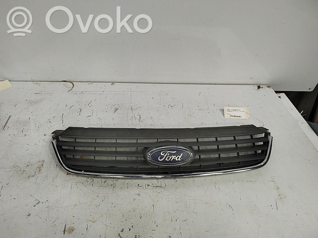 Front grill   1507918