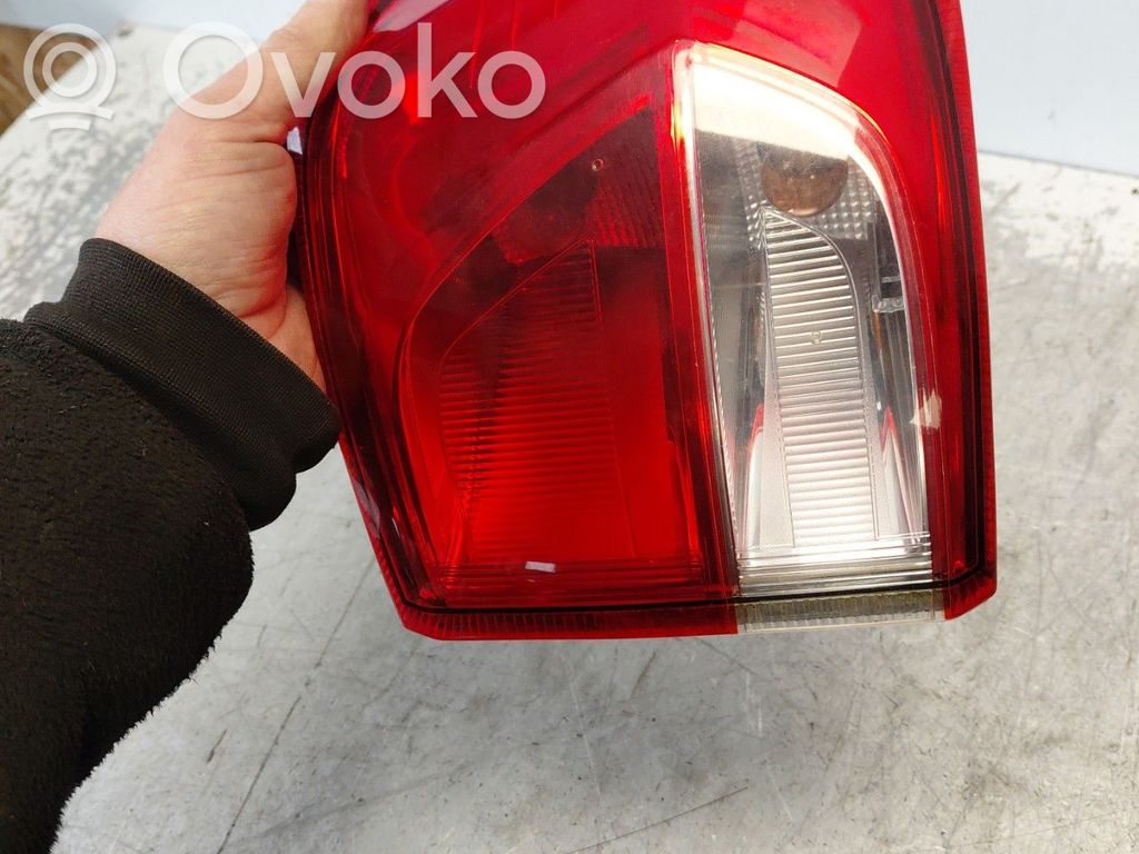 Rear/tail lights