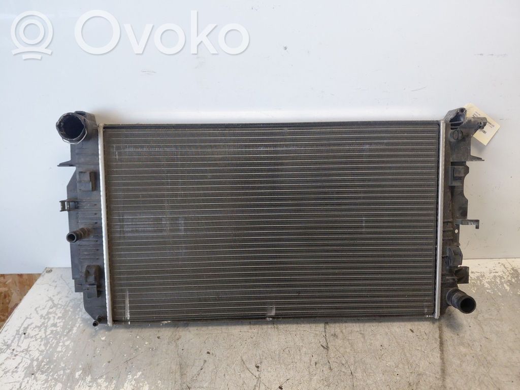 Mercedes-Benz Sprinter W906 Radiator lichid răcire 