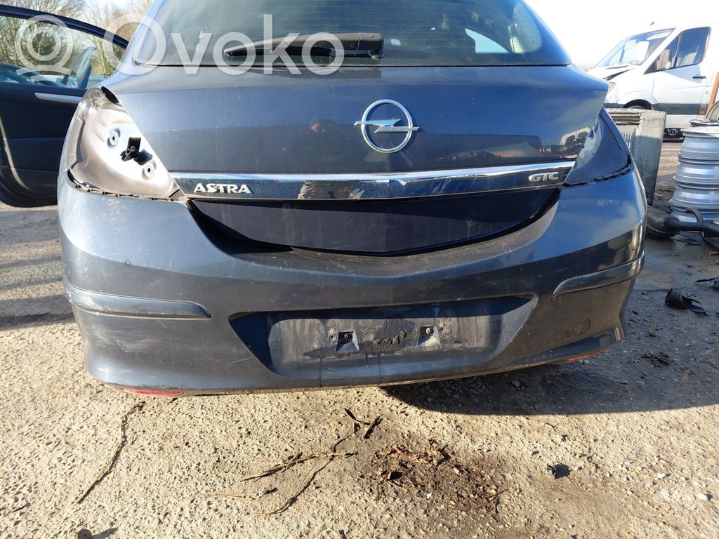 Opel Astra H Parachoques 