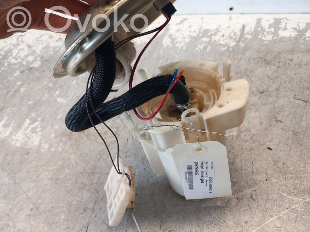 Opel Corsa C Bomba interna de combustible 