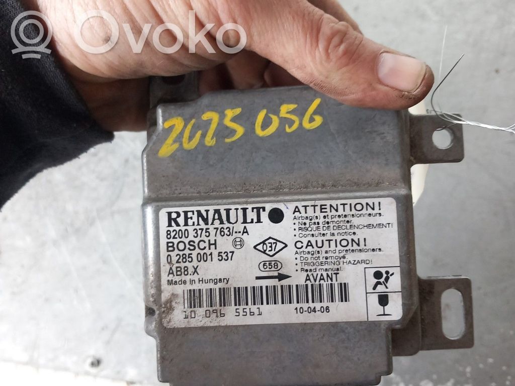 Renault Clio II Airbag control unit/module 