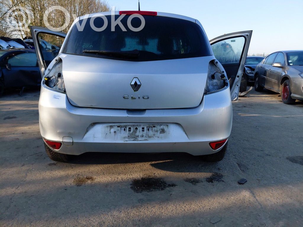 Renault Clio III Бампер 