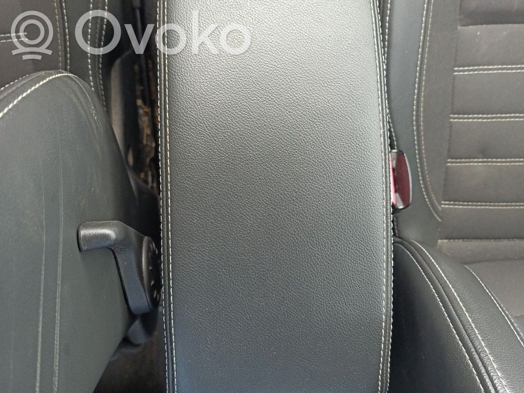Renault Laguna III Podłokietnik tunelu środkowego 