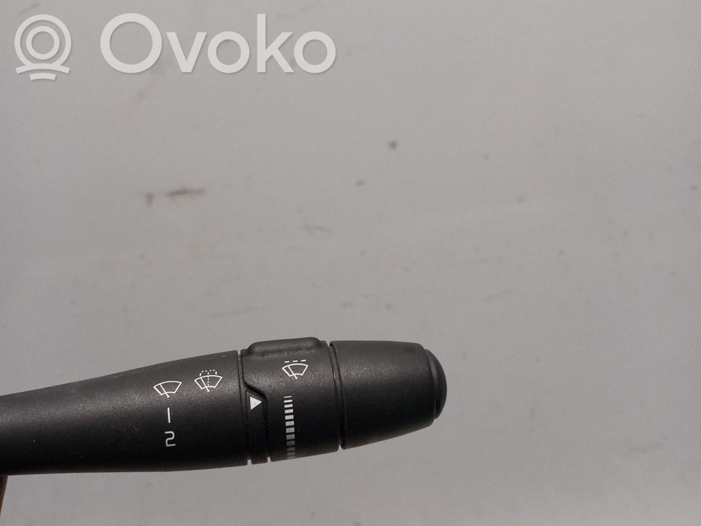 Renault Wind Wiper control stalk 