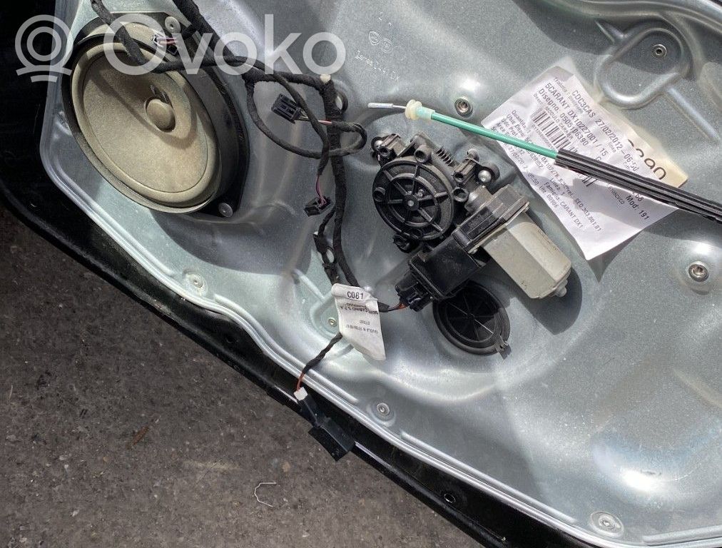 Alfa Romeo Giulietta Elektryczny podnośnik szyby drzwi przednich 