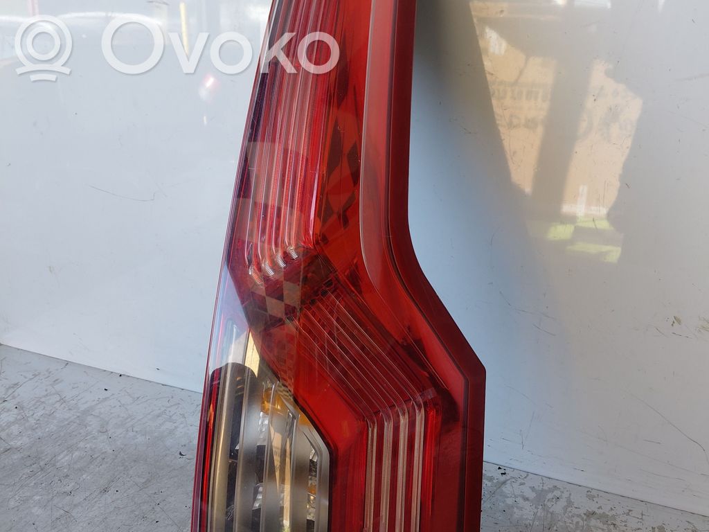 Citroen C4 Grand Picasso Lampă spate în caroserie 