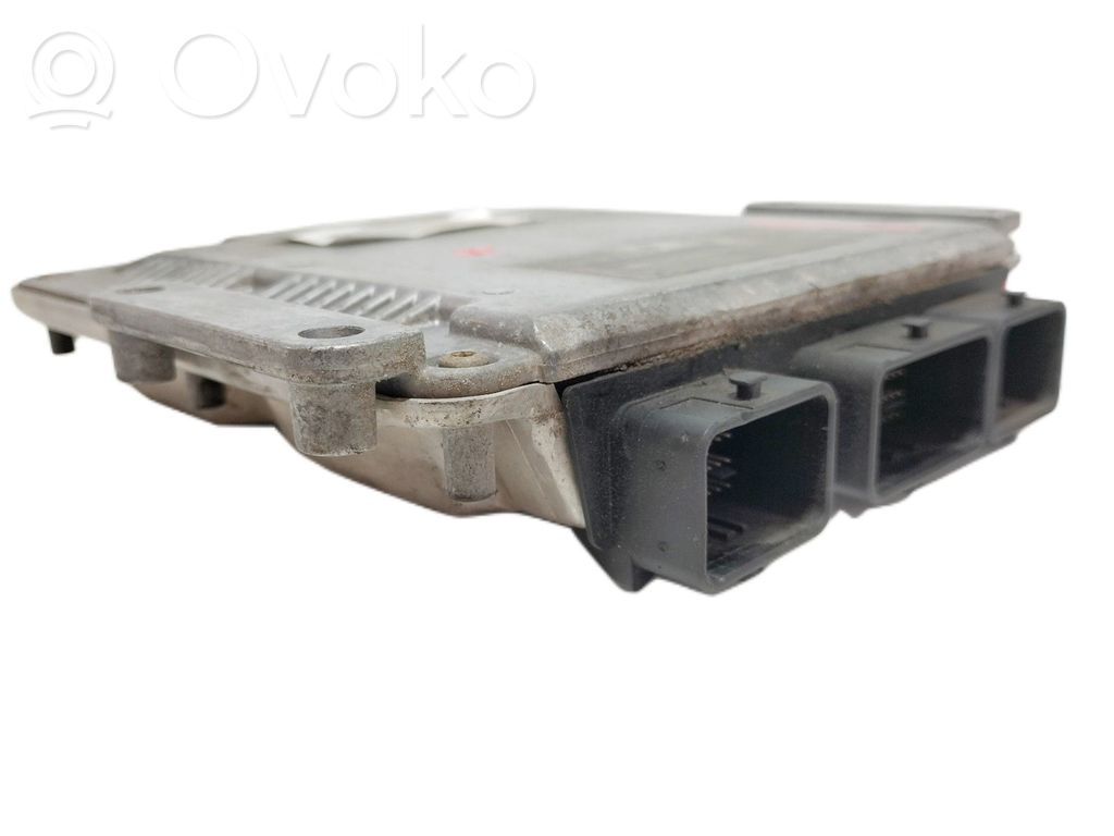 Engine control unit/module   0281010876