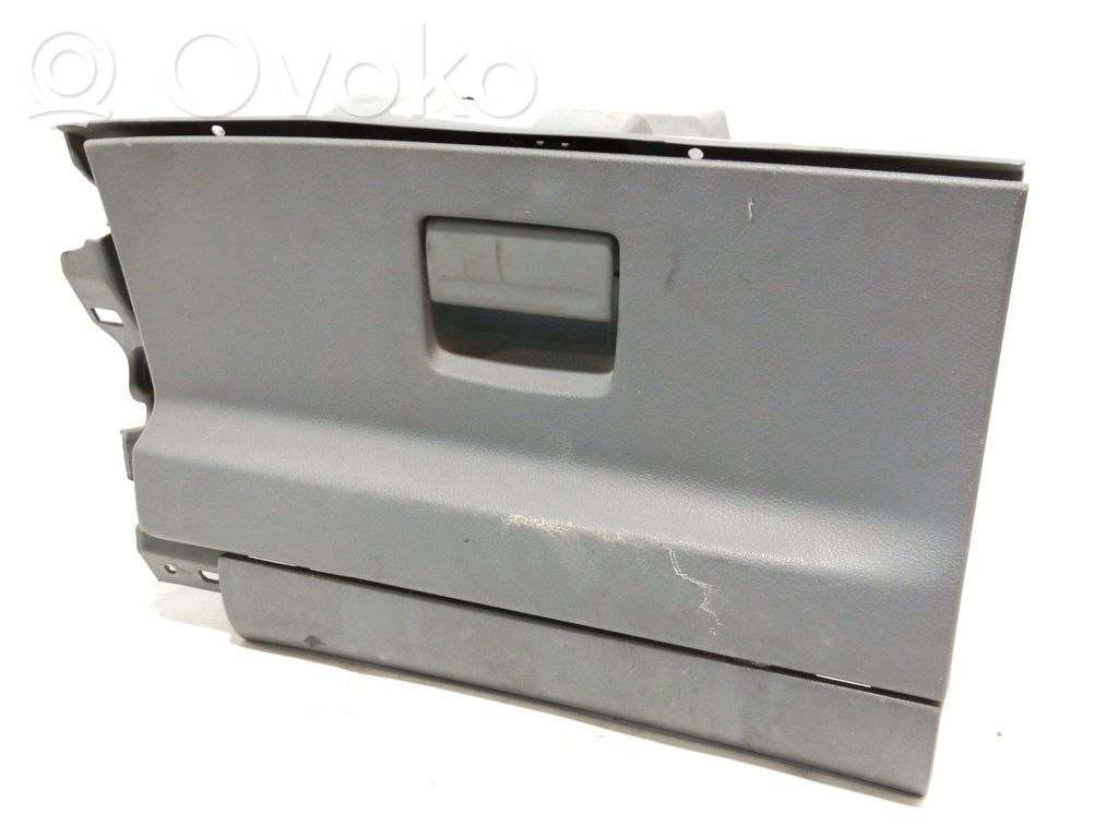Guantera   6M21U06010