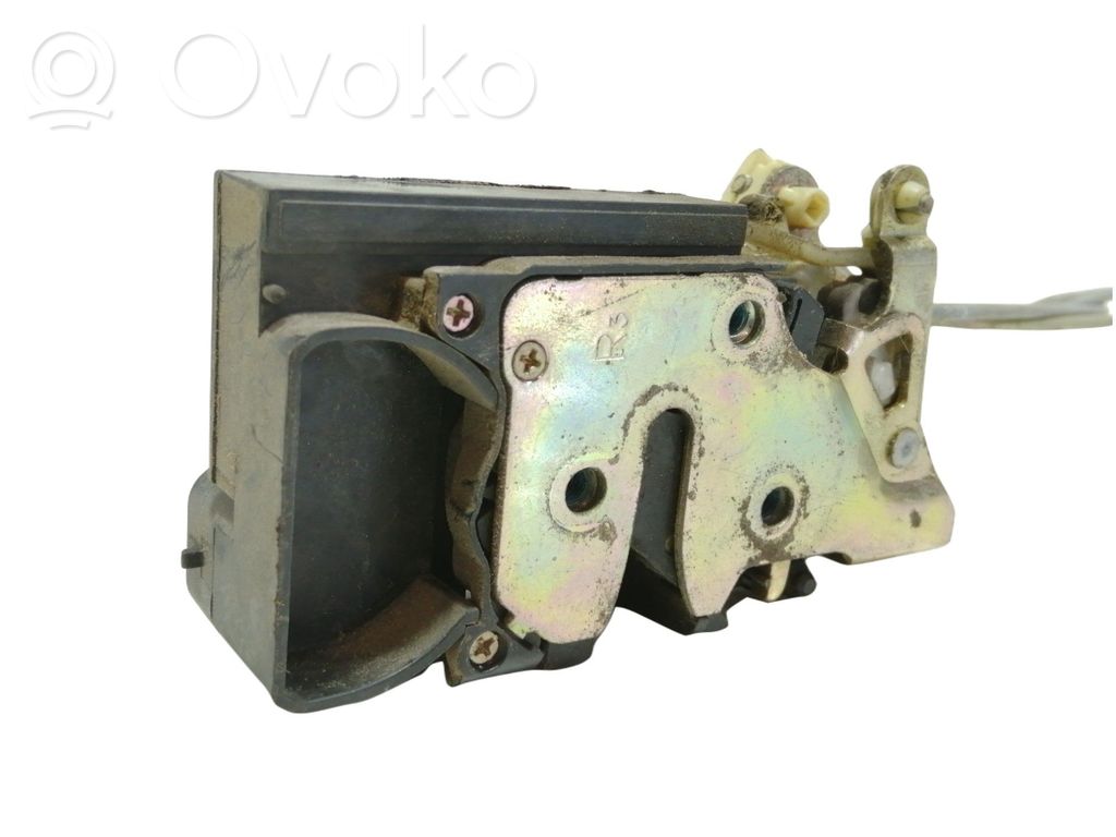Etuoven lukko