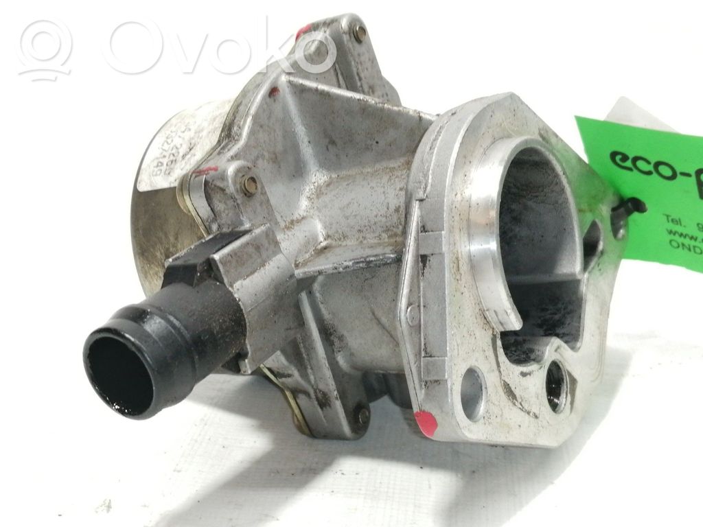 Vacuum pump