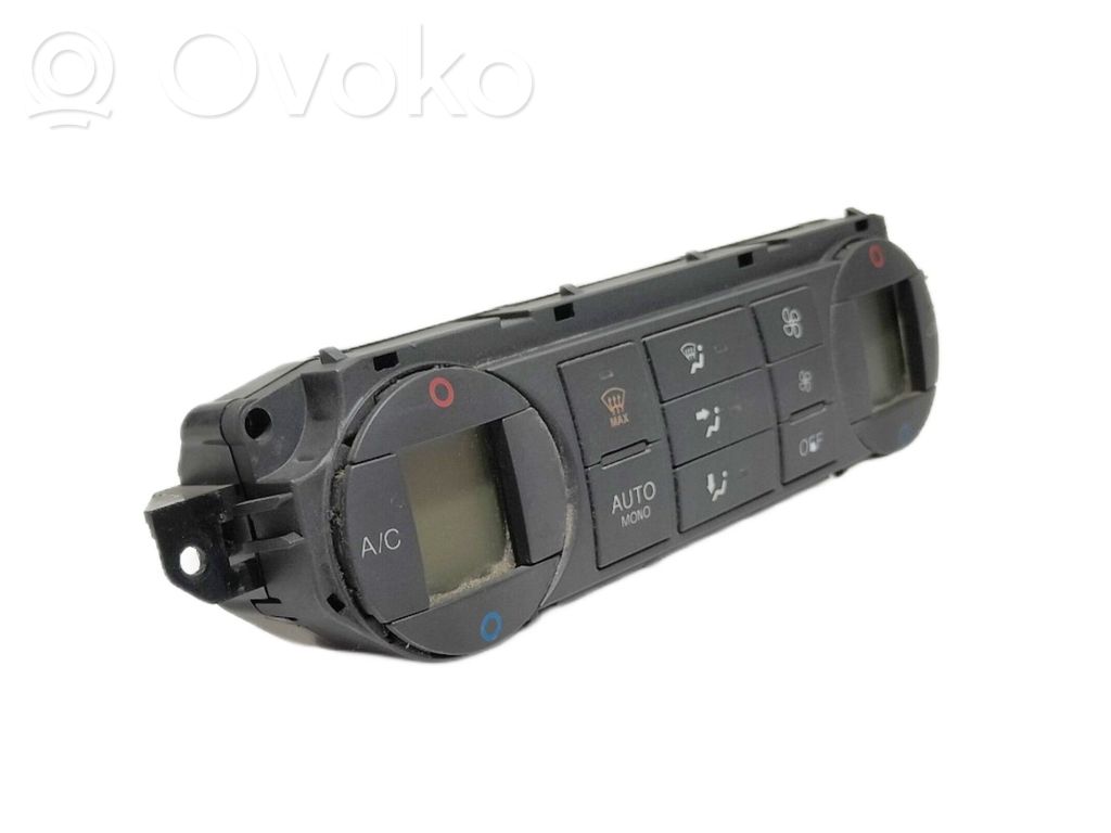 Ford C-MAX I Air conditioner control unit module 